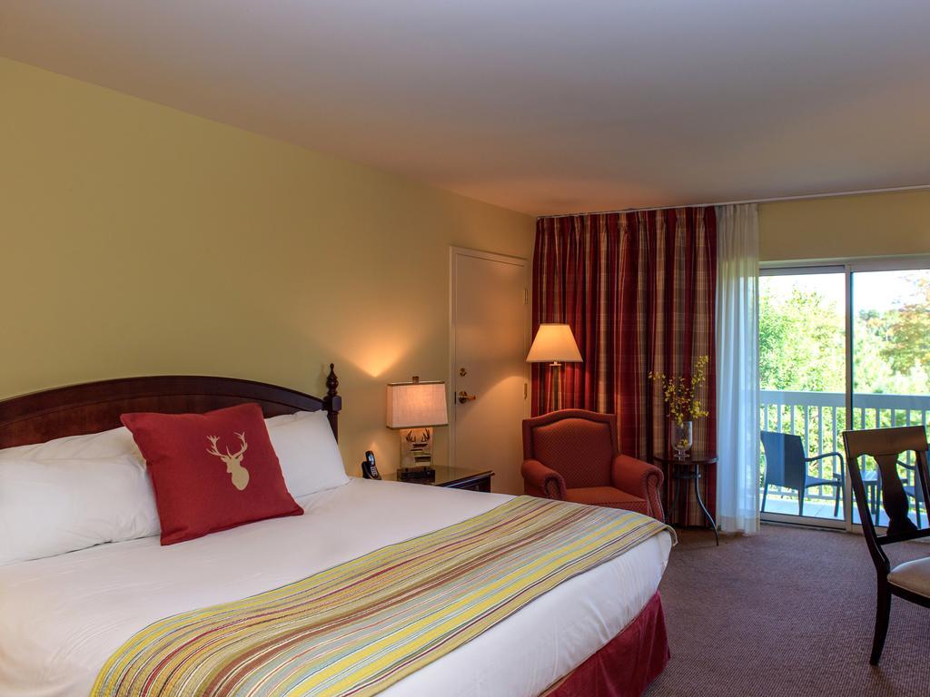 Deerhurst Resort Хънтсвил Екстериор снимка